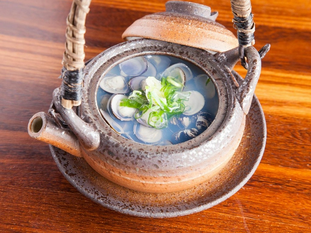 宍道湖産大きめサイズの「しじみ」を使った『しじみの酒蒸し』