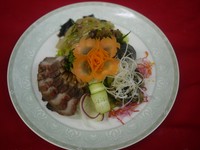 ヘルシーなクラゲ、チャーシューのあとの一品お楽しみ。