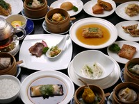 お昼の飲茶タイムをゆったり満喫。広東飲茶の醍醐味を体感できるコース