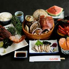活きのよさを食べ尽くすならこのメニュー『海女料理・竹コース』