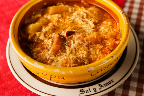 生ハムの骨でダシを取った『ニンニクのスープ』