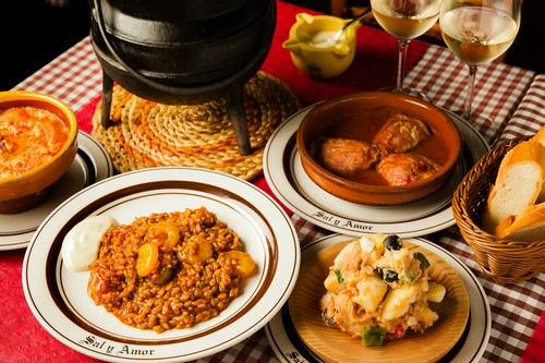 味はもちろんボリュームも本場スペインスタイル