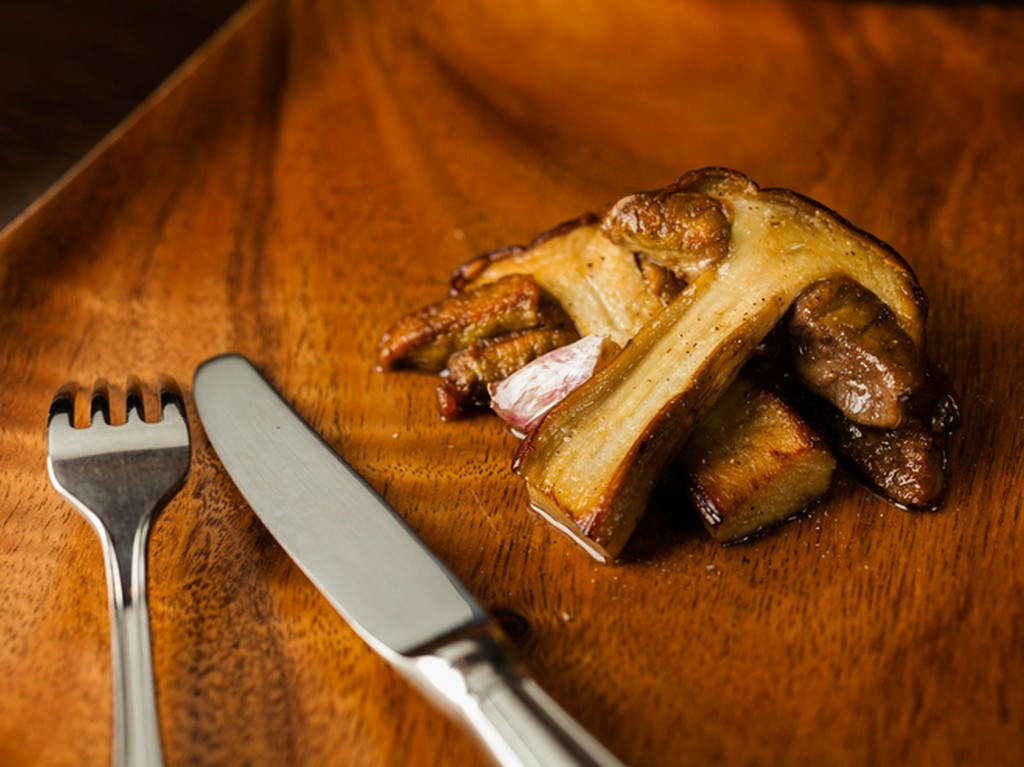 香り高い秋の定番料理『ポルチーニのソテー』