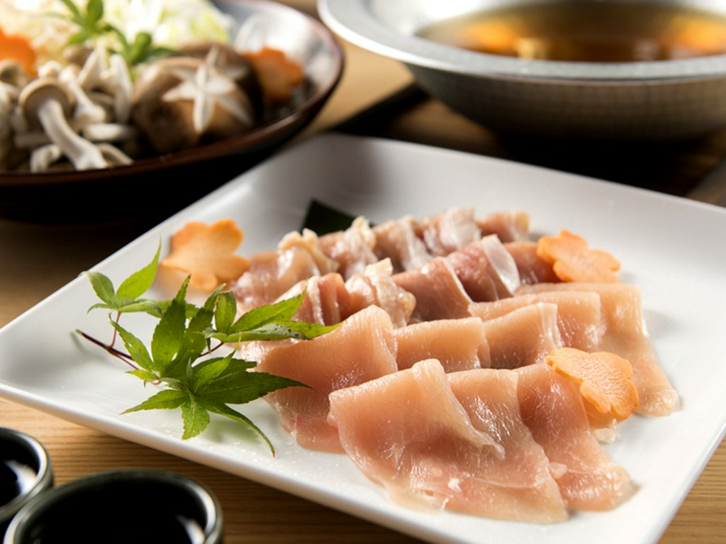 素材のおいしさが引きたった『薩摩軍鶏のしゃぶしゃぶしゃぶ』