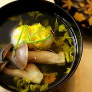 第二第四の日曜日に営業いたします。
営業日は当店のinstagramにてご確認ください。
※要予約