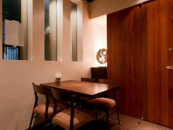 本屋巡りの後に、気軽に入ってコーヒーでくつろいで