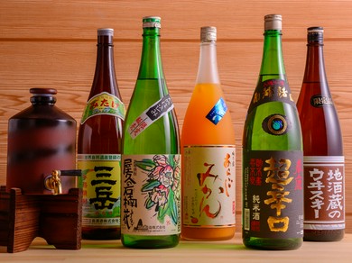 大将こだわりのお酒がずらり。お手頃価格で味わえるのも魅力