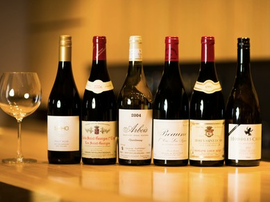 フランス産を始めワールドワイドな、ソムリエセレクトのワイン