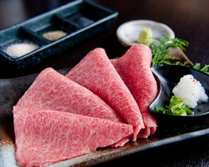 烤肉涮涮锅石田屋。北野坂店