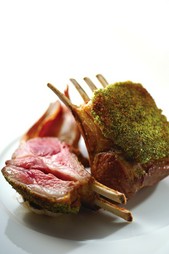 ファーストオーダーで注文しておきたい絶品『仔羊のロースト』