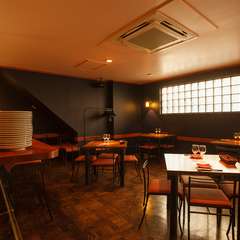 大人の雰囲気がある店内は、女性にも人気です