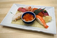 あまり量が食べられない、そんなあなたへ！政寿司が厳選したスペシャルな七貫！とろ・大ぼたんえび・ずわいがに・いくら・日替わり三貫握り