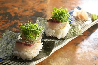 あぶり鯖ののり巻き