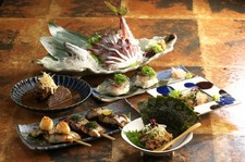 接待や記念日、大切な方とのお食事にぜひご利用ください。ご予算やご要望は、できる限りお伺いいたします。