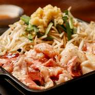 ニンニクベースの自家製塩だれです。
信長特製刻みニンニクが激うま！
※２人前よりご注文を承ります。