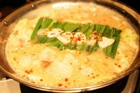 京都から仕入れている100年続く老舗白味噌を使用し、
クリーミーなスープにニンニクが効いてインパクト抜群。
お子様、女性にも大人気♪
※２人前よりご注文を承ります。