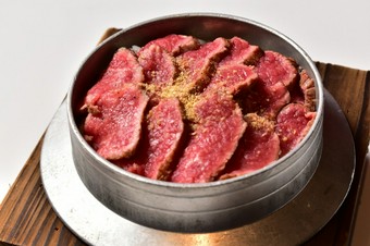 黒毛和牛まぶし【本店限定】