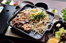 お酒に合うおつまみをたくさん詰めこみました！
歓送迎会や飲み会にオススメのコースです。