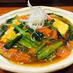 味も色も素敵な一品。
店長の好きな味に仕上げております。