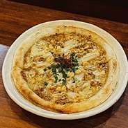 ハニーマスタード風味
（鶏肉、鶏ミンチ、コーン、ネギ、チーズ）