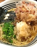 紅の鶏がこだわって、和風な優しい味に仕上げました。