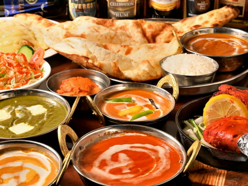 ボリューム満点、種類豊富な『食べ放題飲み放題』