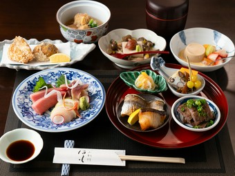 少し贅沢を味わいたい方に、コース『萩』