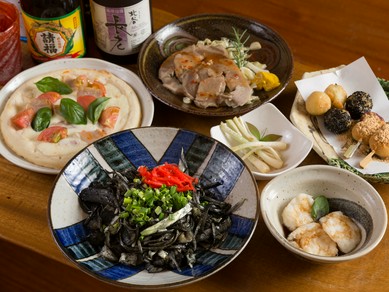 和気あいあいと楽しいひと時を過ごせる、創作琉球料理店