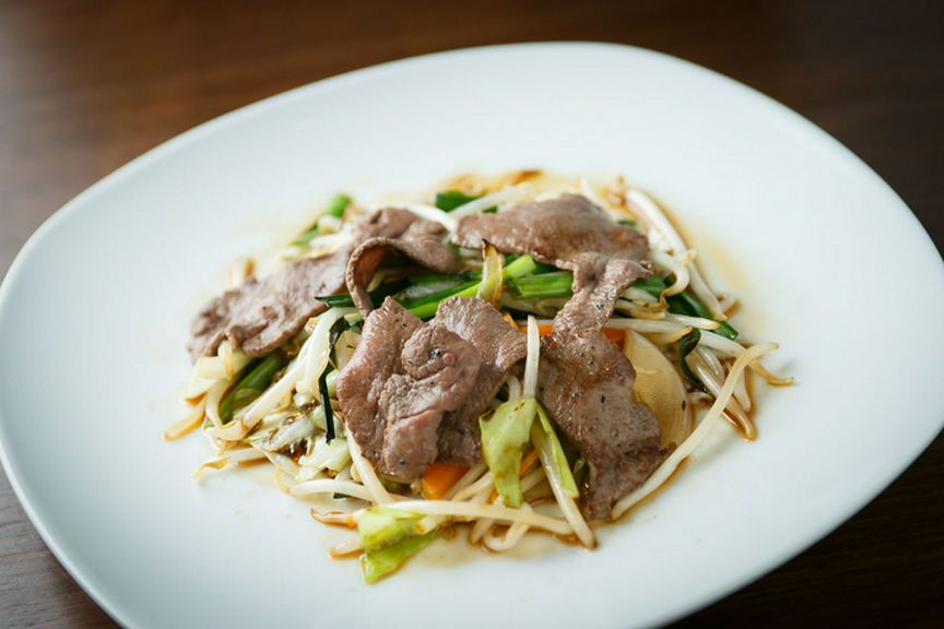 牛タンと野菜の炒め