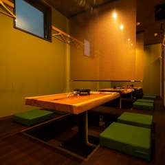 最大20名様まで収容可能な、掘りごたつ席をご用意