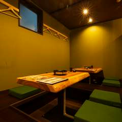 仲間と一緒にリラックスして過ごすひととき