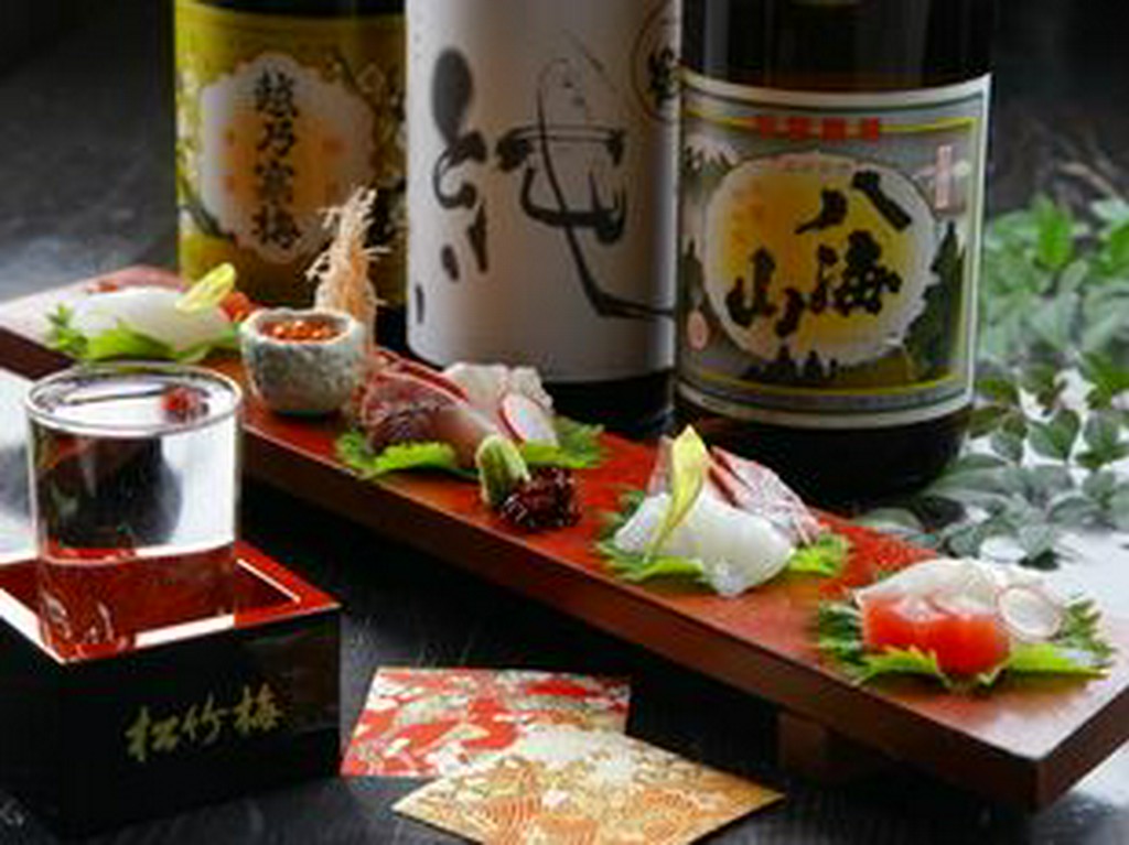 お料理と一緒に、季節の情景を楽しむことができます	