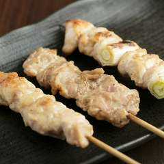 絶品!!　丁寧な職人技で旨みが引き出された『焼鳥』