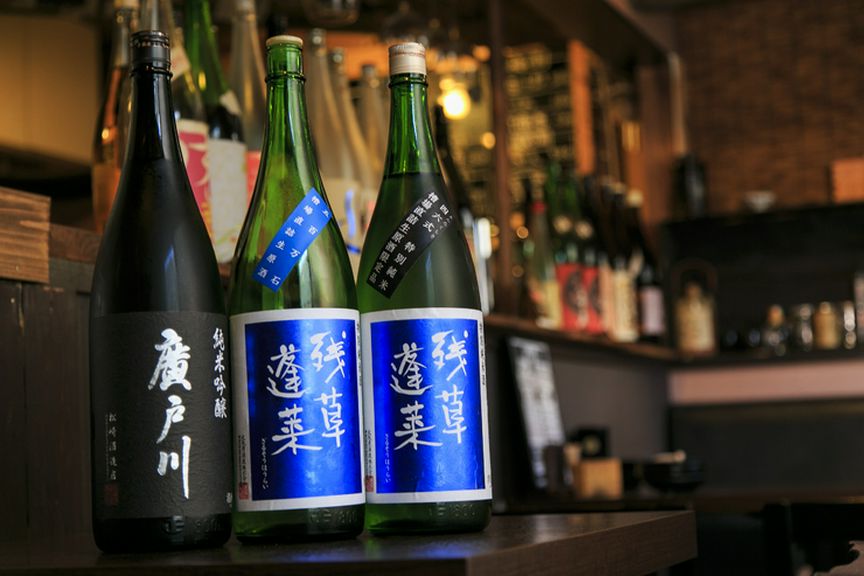 充実したラインアップ！　店主厳選の日本酒と焼酎