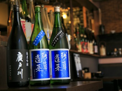 充実したラインアップ！　店主厳選の日本酒と焼酎