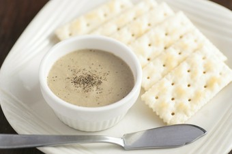 クセがなく食べやすい、色々なお酒にあう『鶏レバーのパテ』