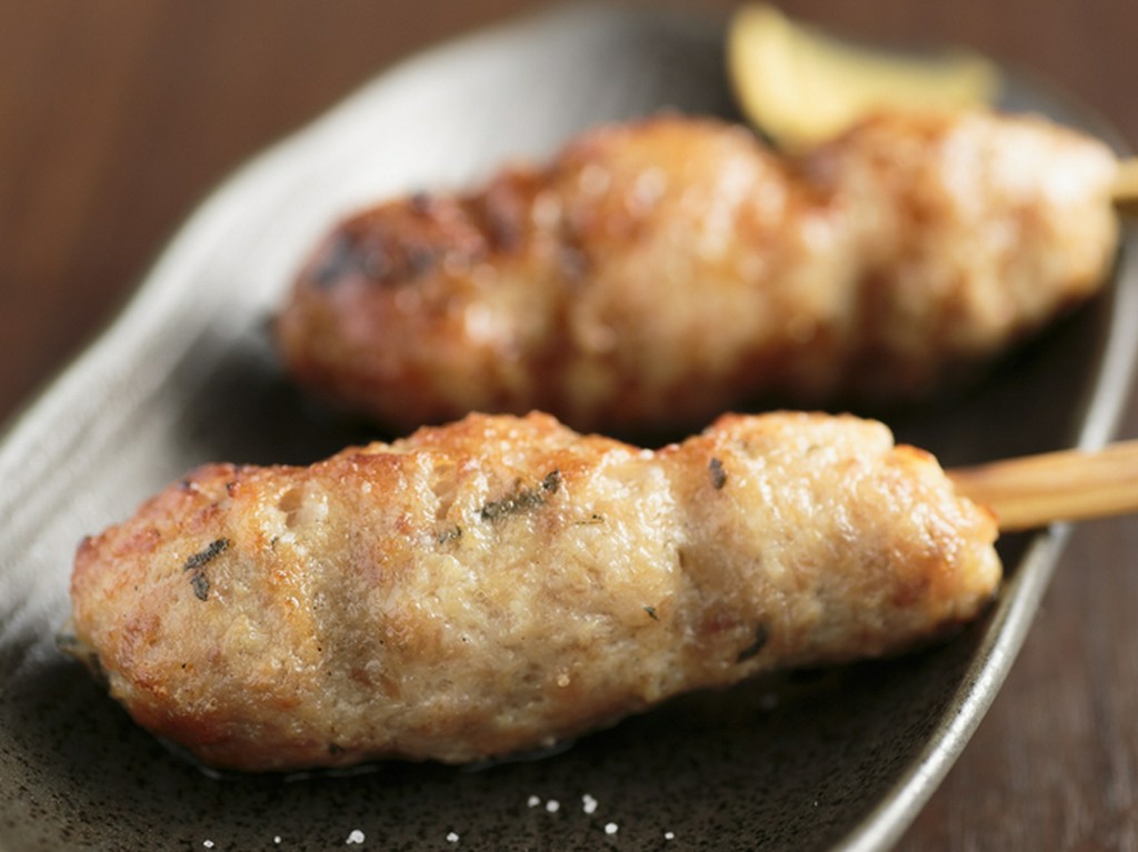 じゅわっと口の中に肉汁が溢れる手づくり『つくね』