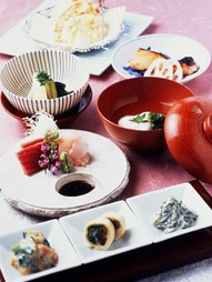 京会席を気軽に楽しむことができる『お昼の会席』