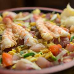 甘辛いタレでいただく『ちらし寿司』