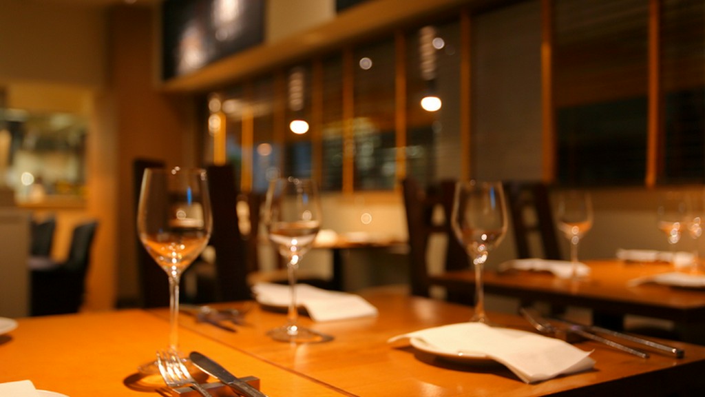 一年の終わりは、絶品牡蠣料理とジューシーなチキンで