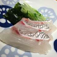 凾館産真鯛のお造り