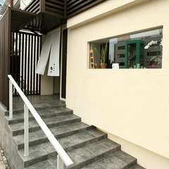 空席争奪になるランチタイム。週替わりのランチメニューも注目