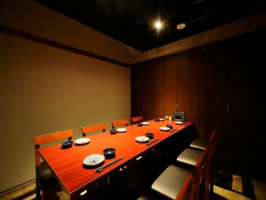 宴会・接待向きの個室は４名様以上からご利用ください！！