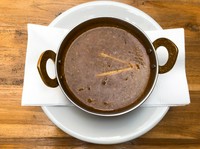 ネパール人も大好きなマトンカレー。ヨーグルトの酸味が隠し味！