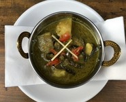 野菜たっぷり優しい味わいのカレーです。