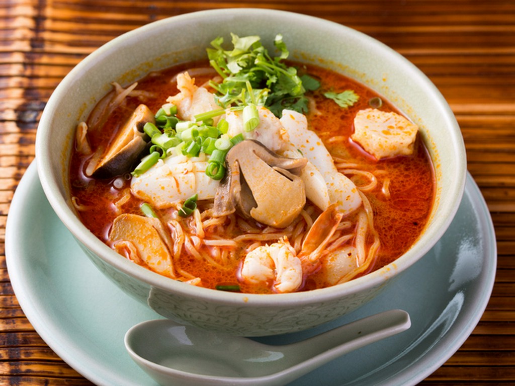 濃厚なコクが広がる『バーミー・トムヤム（シーフード）』