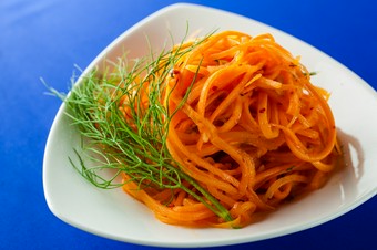 さっぱり味の定番前菜『にんじんサラダ』