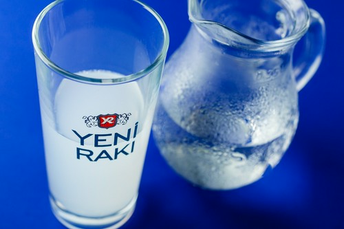 爽やかな風味が特徴のトルコの大衆酒