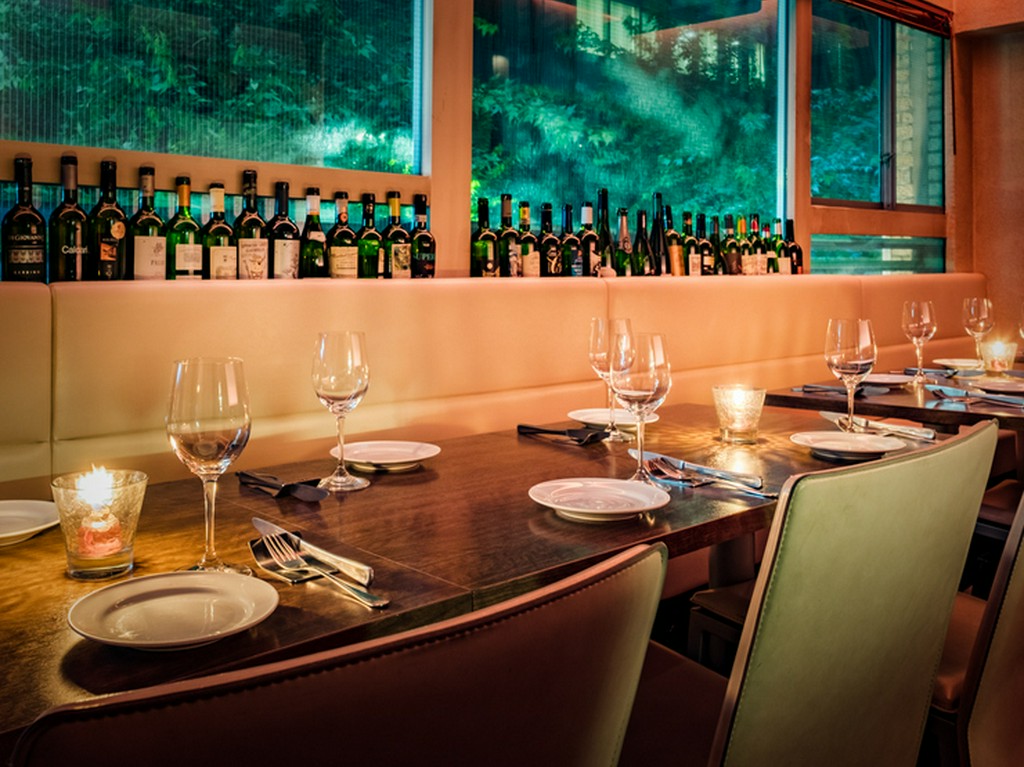 オシャレな雰囲気の店内