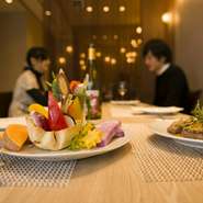 お誕生日や記念日など、大切なお祝いのシーンに是非利用したいお洒落なお店です。サプライズなどの演出に関してもお気軽にご相談ください。